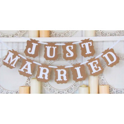 GERADE VERHEIRATETE HOCHZEITSGARLANDE